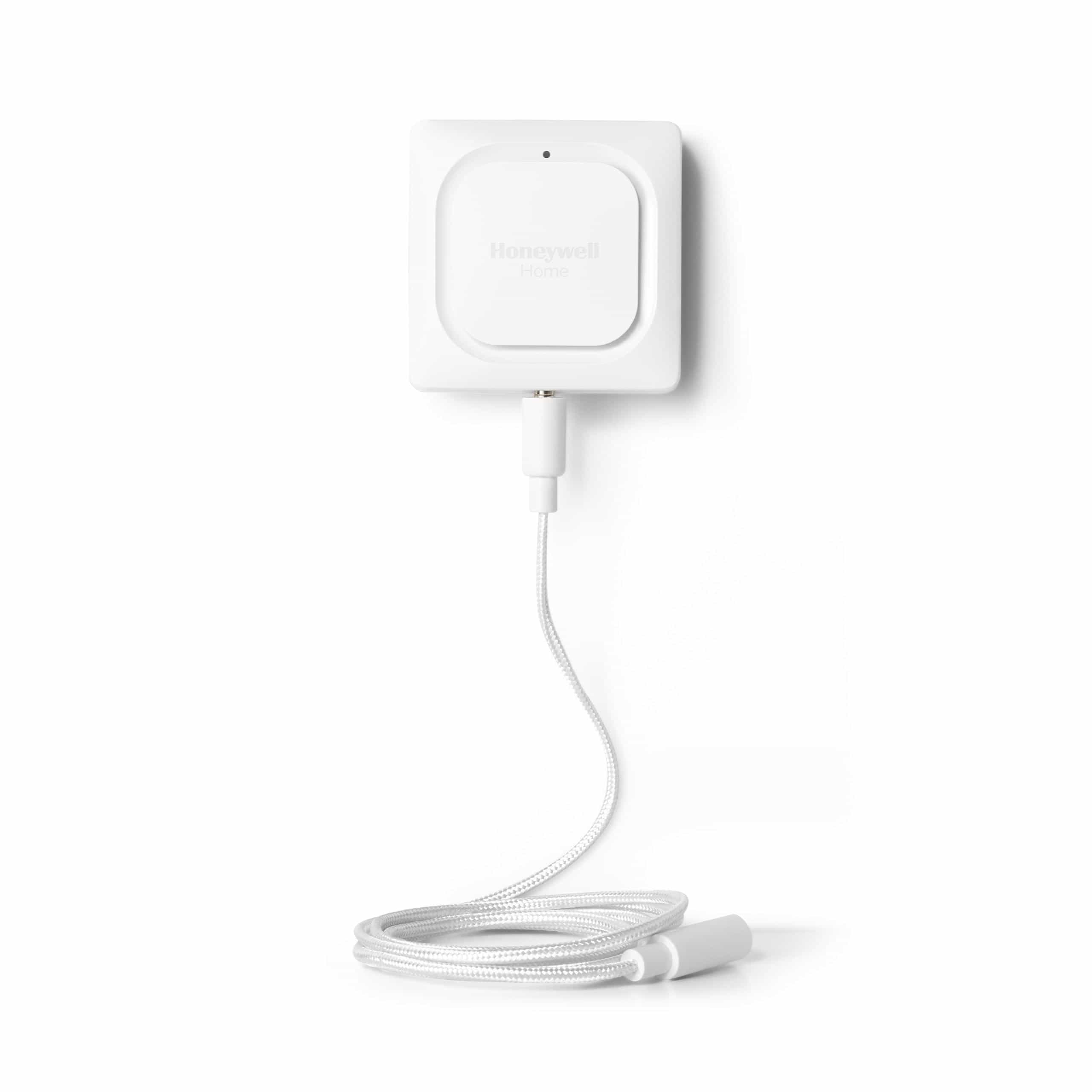 WiFi leak and freeze detector with water-sensing cable
